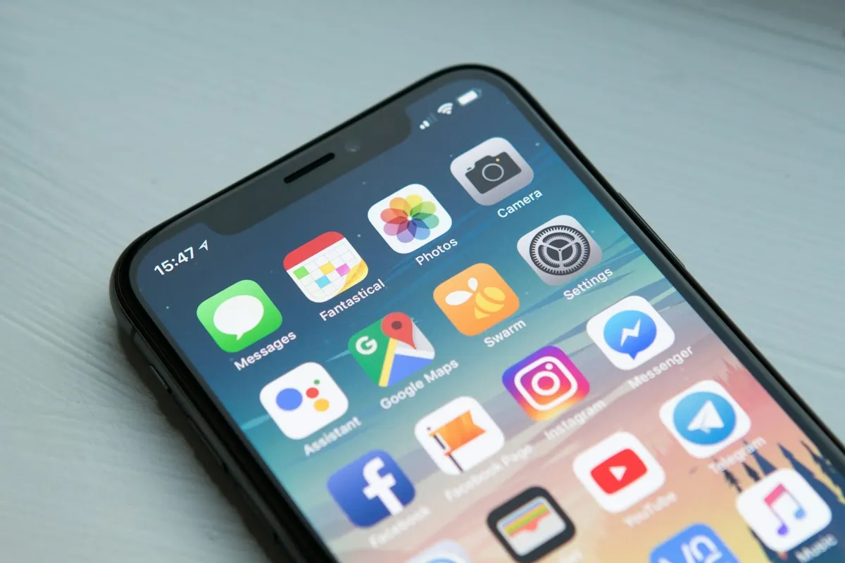 Mobile App Development - Vinayak Clouds